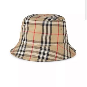 Burberry Vintage Check Bucket Hat